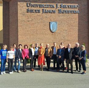 Nemzetközi Tananyagíró Workshop Komáromban