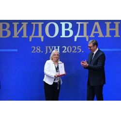 Állami kitüntetés dr. Pintér Krekić Valéria dékán asszonynak - 2025.06.28.